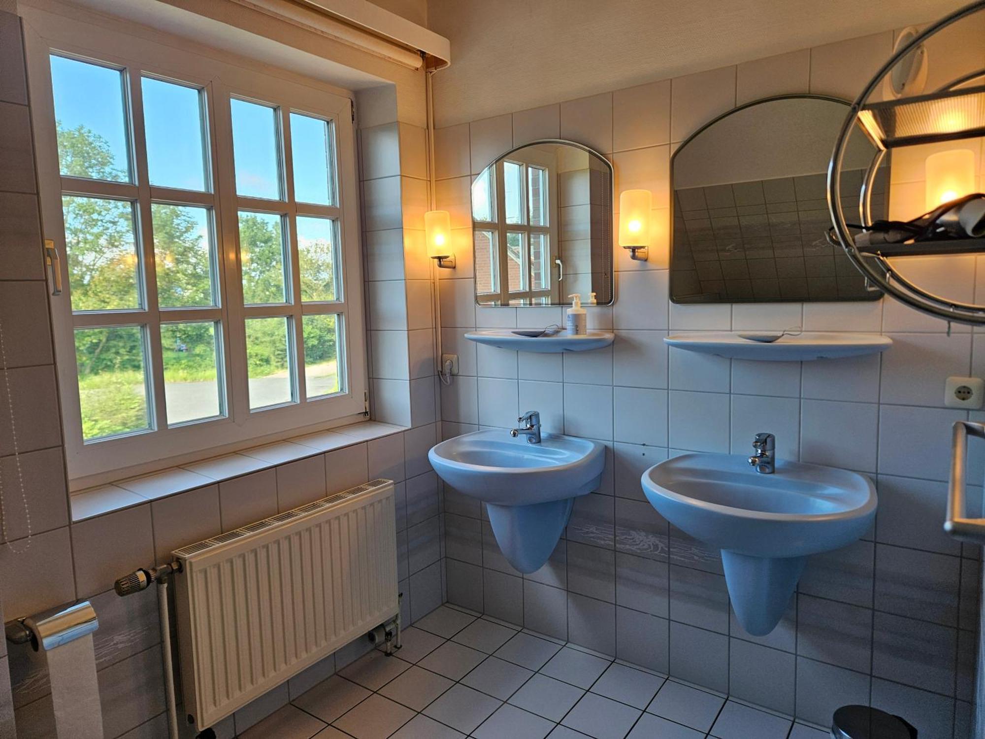 Ferienwohnung Leuchtturmblick Pellworm Exterior photo