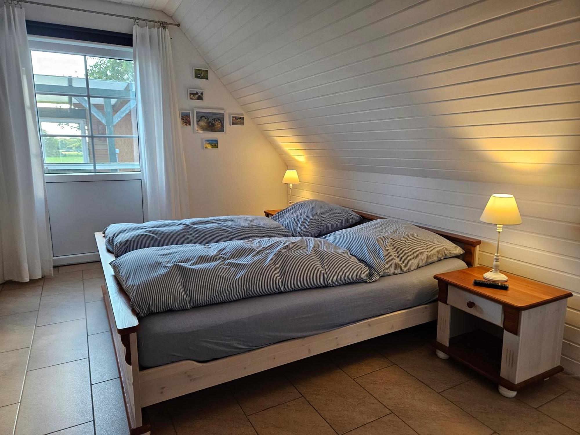 Ferienwohnung Leuchtturmblick Pellworm Exterior photo